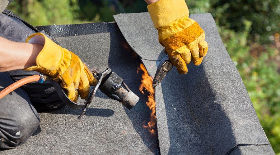 Professional residential roofers in Markham, TX